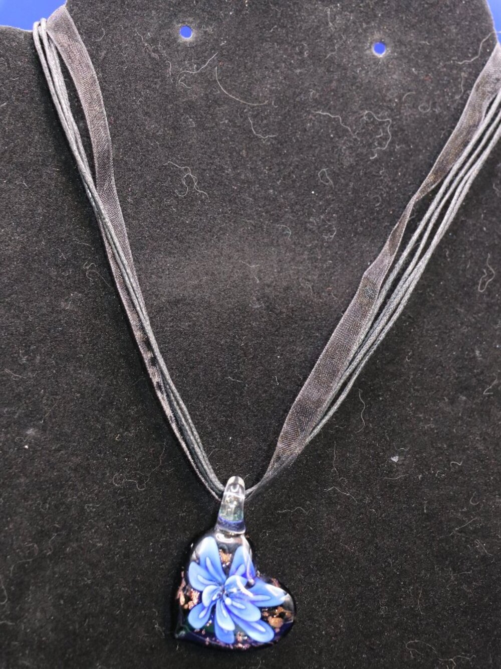 Vintage Italian Art Glass Heart Choker Necklace with a 2" Extender